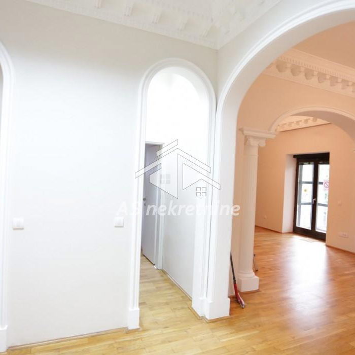 Kuća Izdavanje Beograd Bulevar Oslobođenja 550 m2