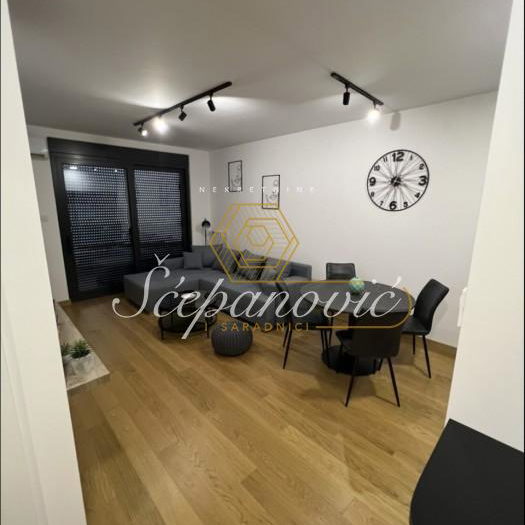 Stan Prodaja Novi Sad  48 m2