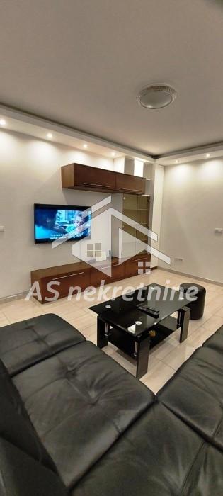 Stan Izdavanje Beograd Balkanska 58 m2