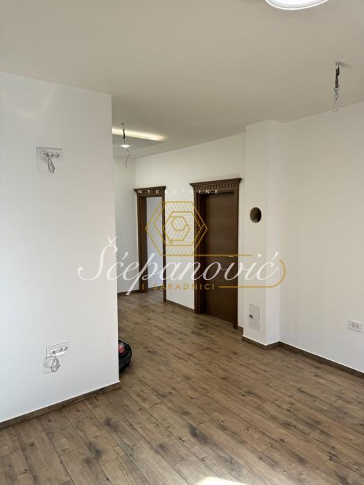 prodaja-nekretnina-giQtYExbDH Kuća na prodaju, Sremska Kamenica, Novi Sad, 226m², 390.000 €