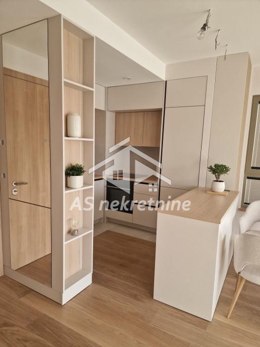 prodaja-nekretnina-irPRSGKDjT Trosoban stan za izdavanje, Beograd na Vodi, Beograd, 72m², 2.500 €/mes