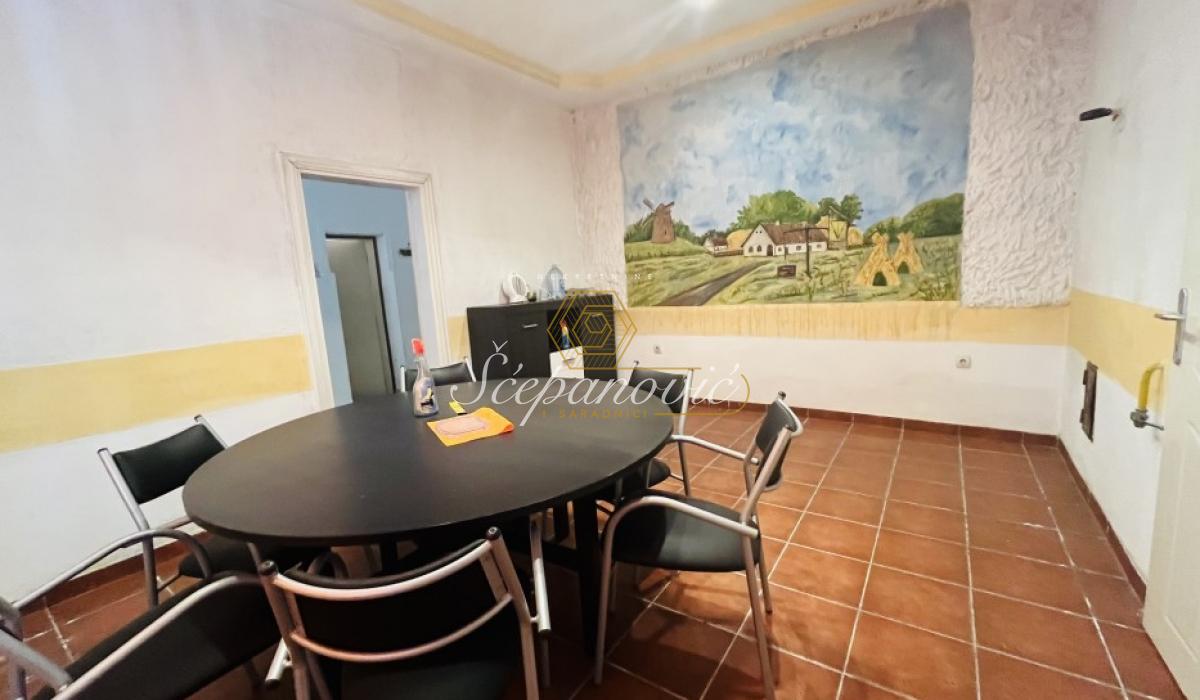 Lokal Izdavanje Temerin  202 m2