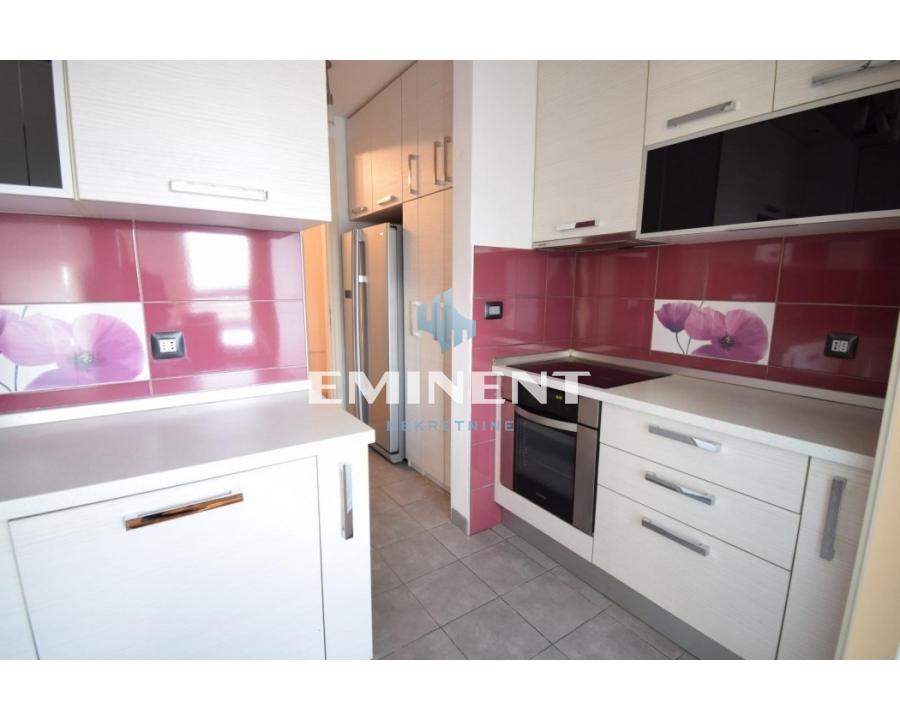 Stan Izdavanje Beograd Blok 67 - Belville 100 m2