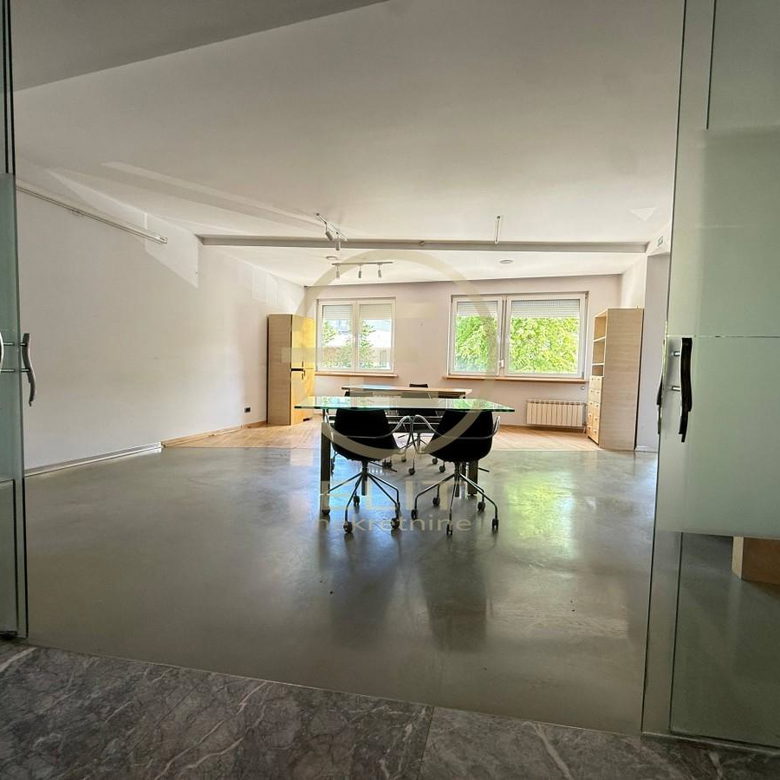 Lokal Izdavanje Novi Sad  254 m2