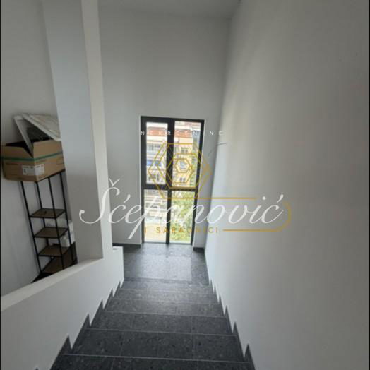 Trosoban stan za izdavanje, Centar, Novi Sad, 73m², 900 €/mes