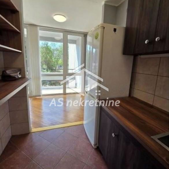 Stan Izdavanje Beograd Blok 22 73 m2