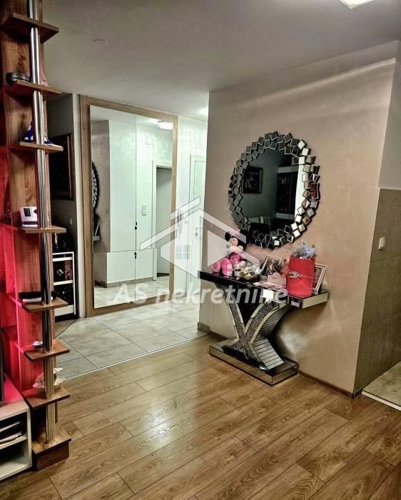 Trosoban stan za izdavanje, Bogoslovija, Beograd, 80m², 900 €/mes