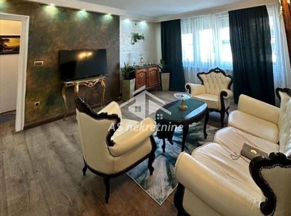 Trosoban stan za izdavanje, Čubura, Beograd, 80m², 1.100 €/mes