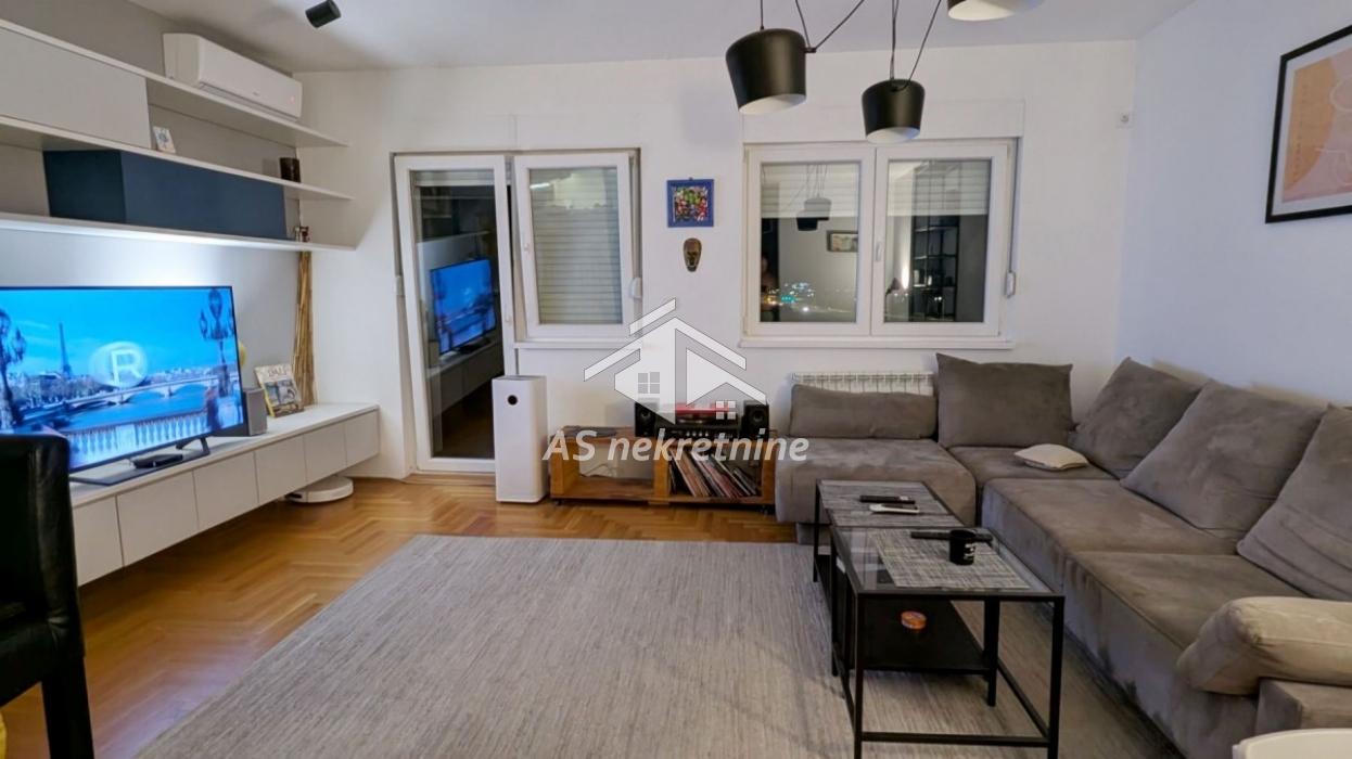 Stan Izdavanje Beograd Blok 72 71 m2