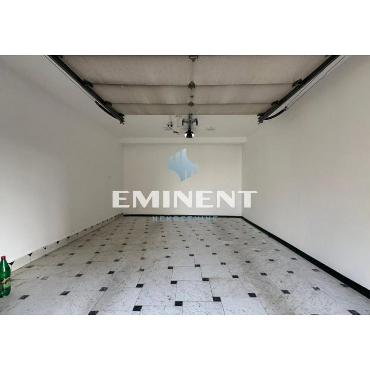 Četvorosoban stan za izdavanje, Vojvode Vlahovića, Beograd, 140m², 1.000 €/mes