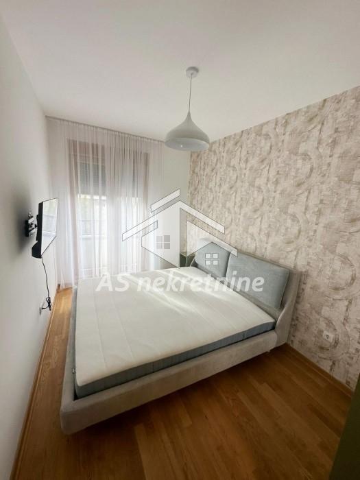 Stan Izdavanje Beograd Južni Bulevar 49 m2