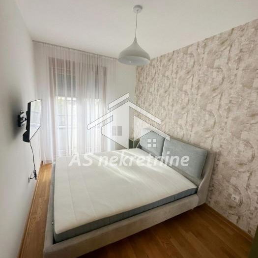 Stan Izdavanje Beograd Južni Bulevar 49 m2