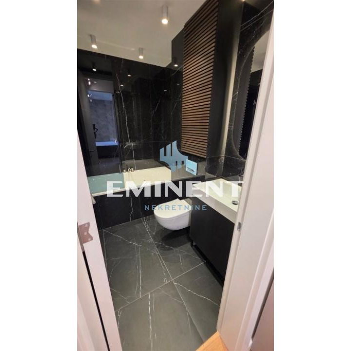 Trosoban stan za izdavanje, Centar, Beograd, 95m², 2.100 €/mes