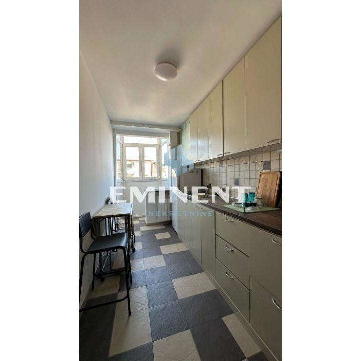 Stan Izdavanje Beograd Kalenić Pijaca 64 m2