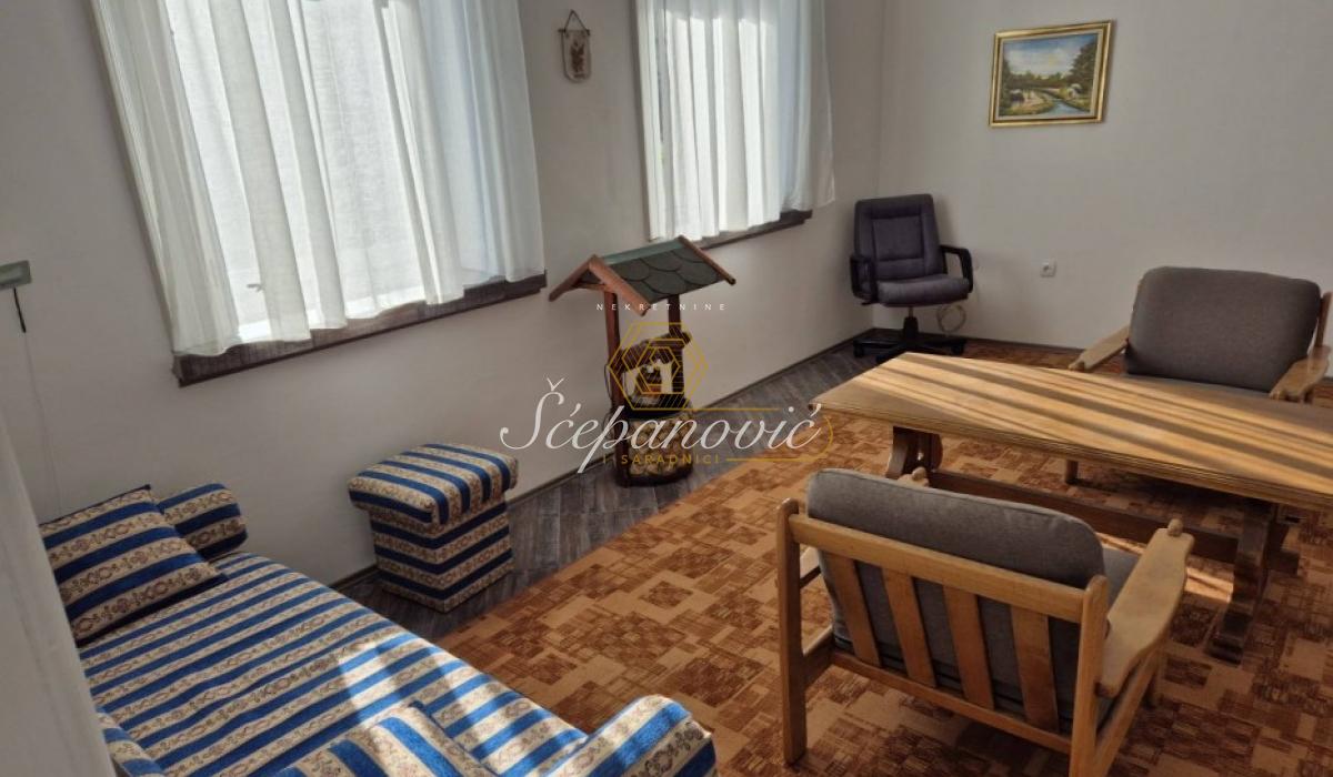 Kuća na prodaju, Bački Gračac, Odžaci, 430m², 145.000 €