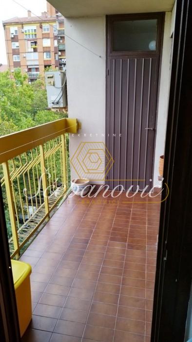 prodaja-nekretnina-uyxqnhnCoS Dvosoban stan na prodaju, Bulevar Oslobođenja, Novi Sad, 54m², 165.000 €
