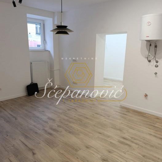 Stan Prodaja Novi Sad  31 m2