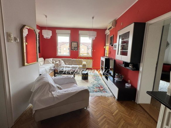 Stan Prodaja Novi Sad  120 m2