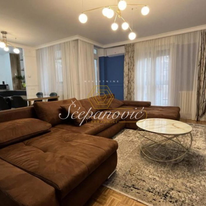 Stan Prodaja Novi Sad  96 m2