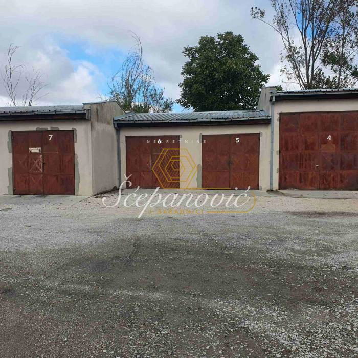 Lokal Izdavanje Bačka Palanka  1141 m2