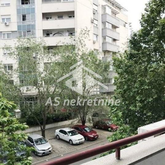 Trosoban stan za izdavanje, Blok 25 – Arena, Beograd, 80m², 900 €/mes