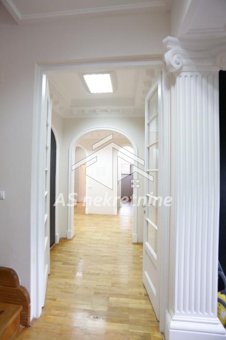 Kuća Izdavanje Beograd Bulevar Oslobođenja 550 m2