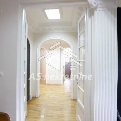 Kuća Izdavanje Beograd Bulevar Oslobođenja 550 m2