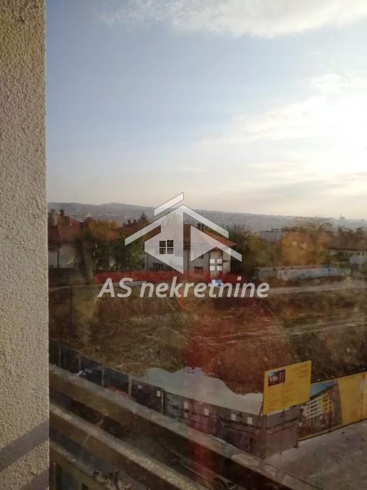 Trosoban stan za izdavanje, Cvetkova Pijaca, Beograd, 60m², 800 €/mes
