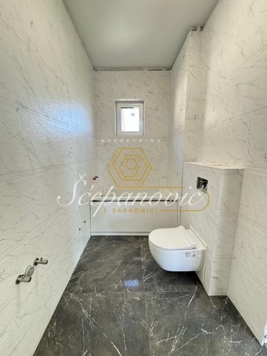 prodaja-stanova-4hAp0TsLDN Kuća na prodaju, Sremska Kamenica, Novi Sad, 226m², 390.000 €