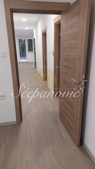 prodaja-stanova-5ImbhkRSKN Četvorosoban stan na prodaju, Alibegovac, Novi Sad, 78m², 160.000 €