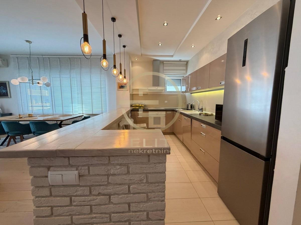 prodaja-stanova-6WR38tb2gr Trosoban stan na prodaju, Liman, Novi Sad, 105m², 430.000 €