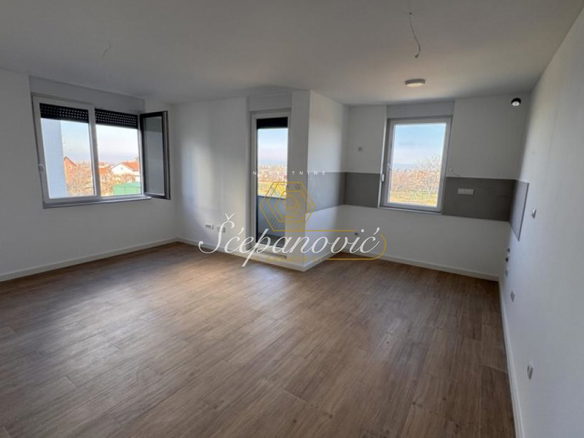 Stan Prodaja Novi Sad  72 m2