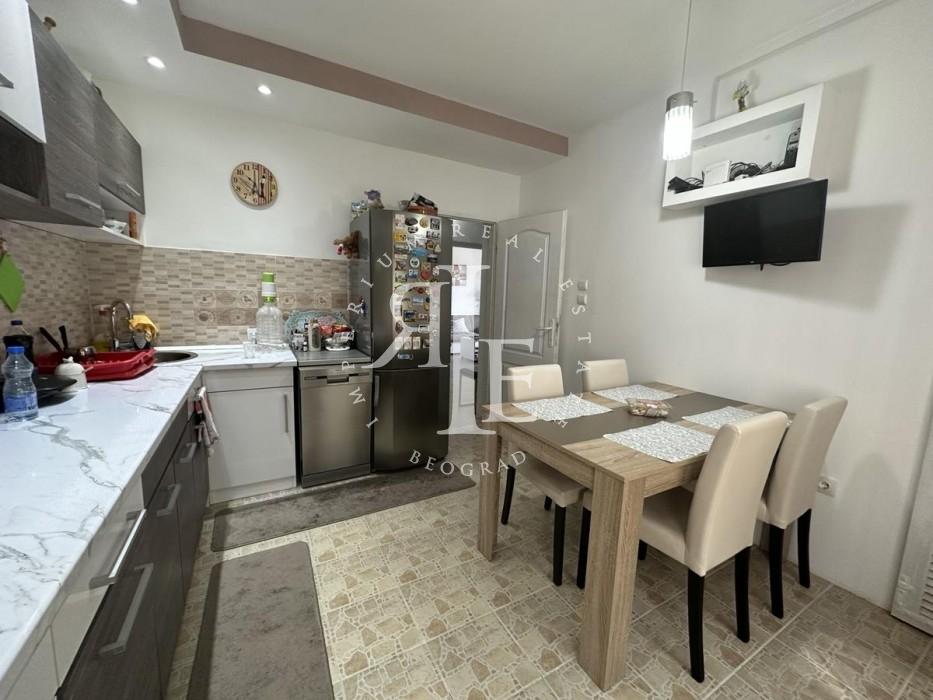 Kuća Prodaja Beočin Kuća Prodaja Beočin 188 m2