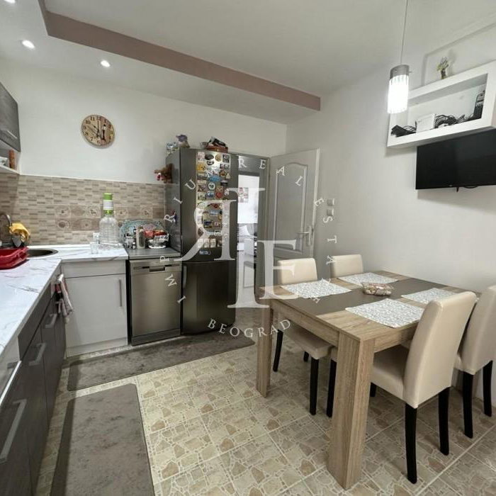 Kuća Prodaja Beočin  188 m2