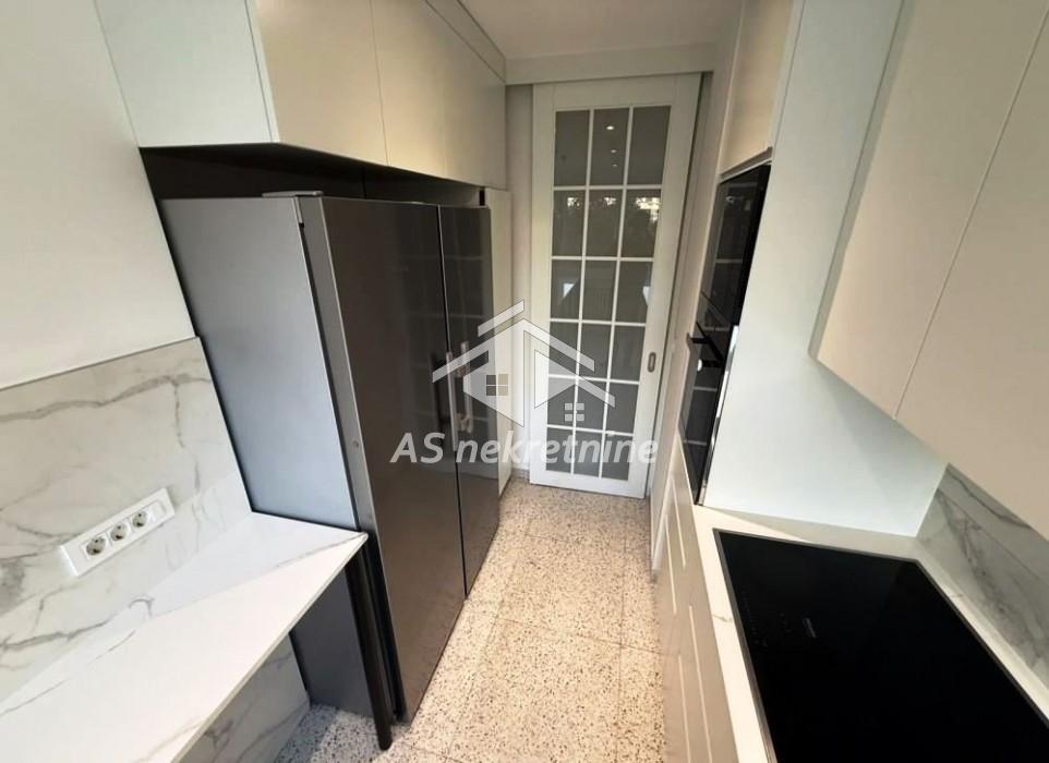 prodaja-stanova-9CQSX9bT3e Stan Izdavanje Beograd Blok 33 - Geneks 76 m2