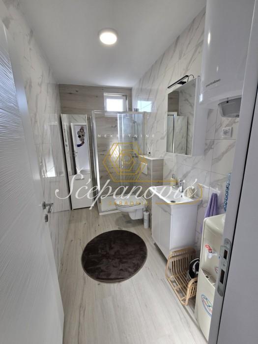 prodaja-stanova-AKe3hDRjKp Četvorosoban stan na prodaju, Kamenjar, Novi Sad, 88m², 193.000 €