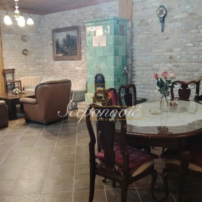 Kuća Prodaja Fruška Gora  307 m2