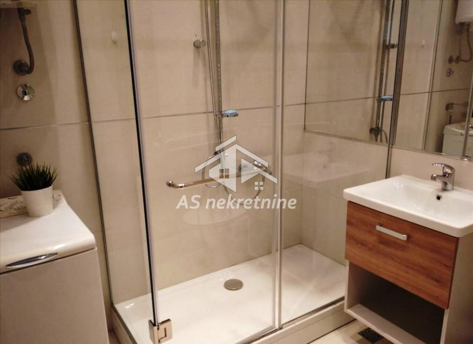 prodaja-stanova-DxV2wqlZ16 Trosoban stan za izdavanje, London, Beograd, 100m², 1.750 €/mes