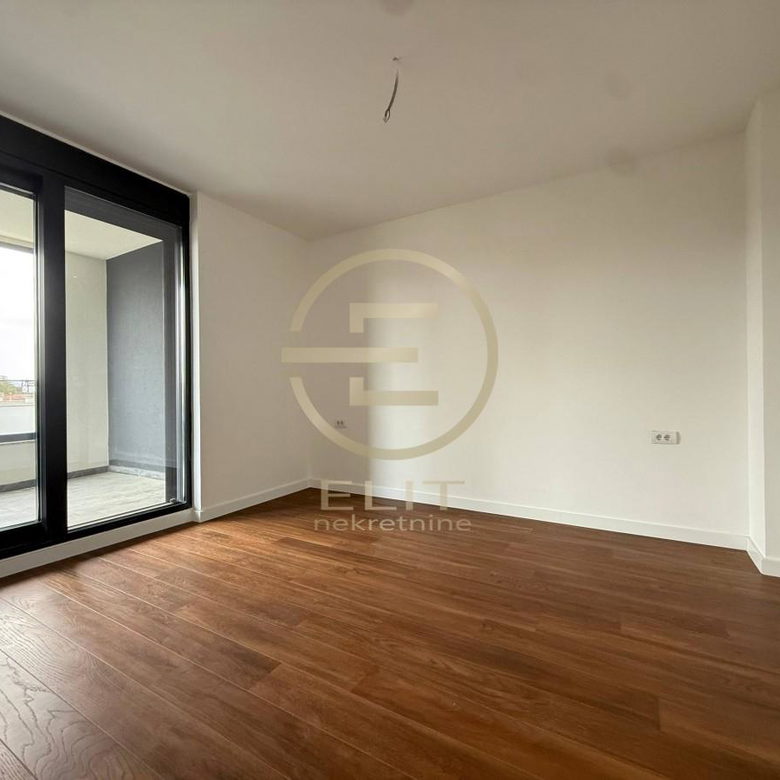 Višesoban stan na prodaju, Bulevar Evrope, Novi Sad, 136m², 367.200 €