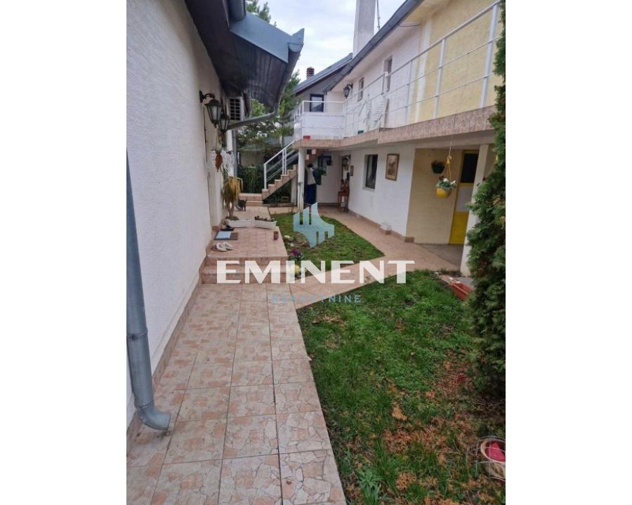 Kuća na prodaju, Altina, Beograd, 219m², 350.000 €