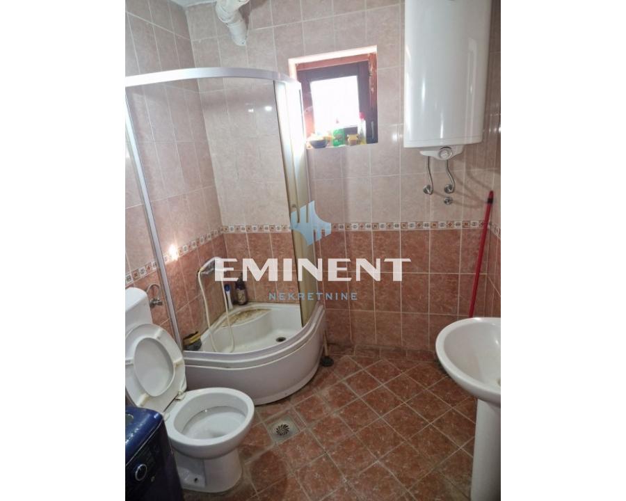 prodaja-stanova-IyTiofV2wy Kuća na prodaju, Altina, Beograd, 390m², 450.000 €