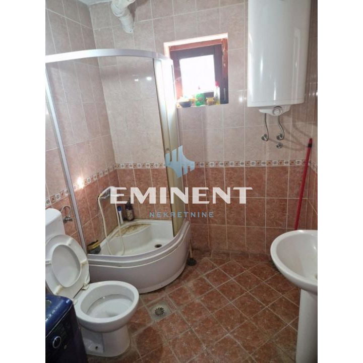 Kuća na prodaju, Altina, Beograd, 390m², 450.000 €