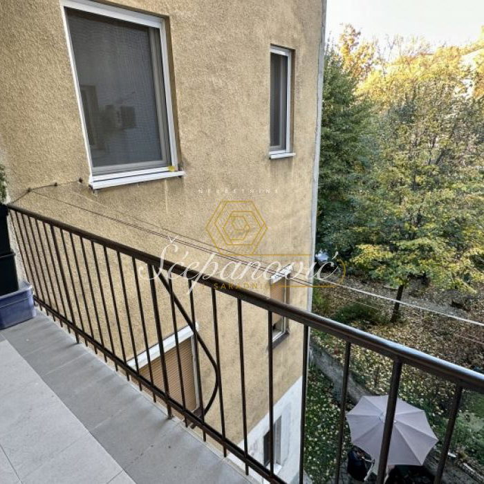 Trosoban stan na prodaju, Centar, Novi Sad, 112m², 289.000 €
