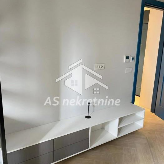 Stan Izdavanje Beograd Neimar 145 m2