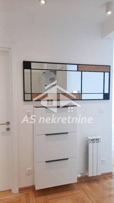 prodaja-stanova-MK58GgA3Rc Trosoban stan za izdavanje, Kalenić Pijaca, Beograd, 65m², 1.200 €/mes