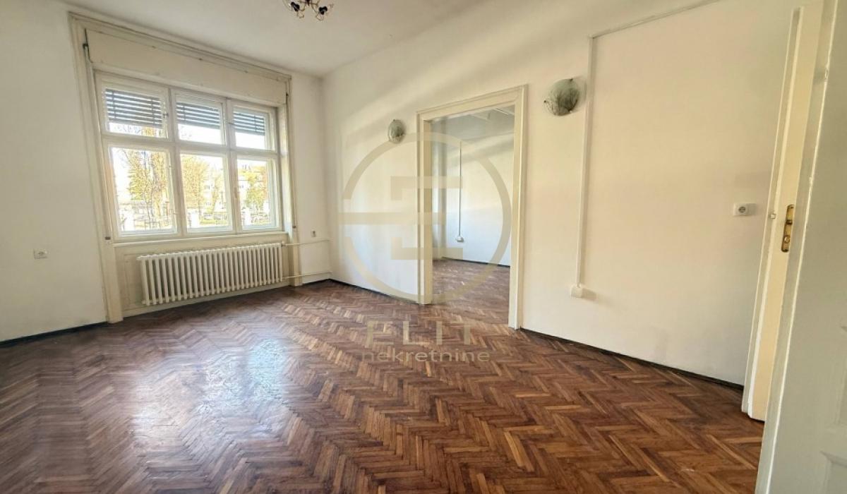 Lokal Izdavanje Novi Sad  93 m2