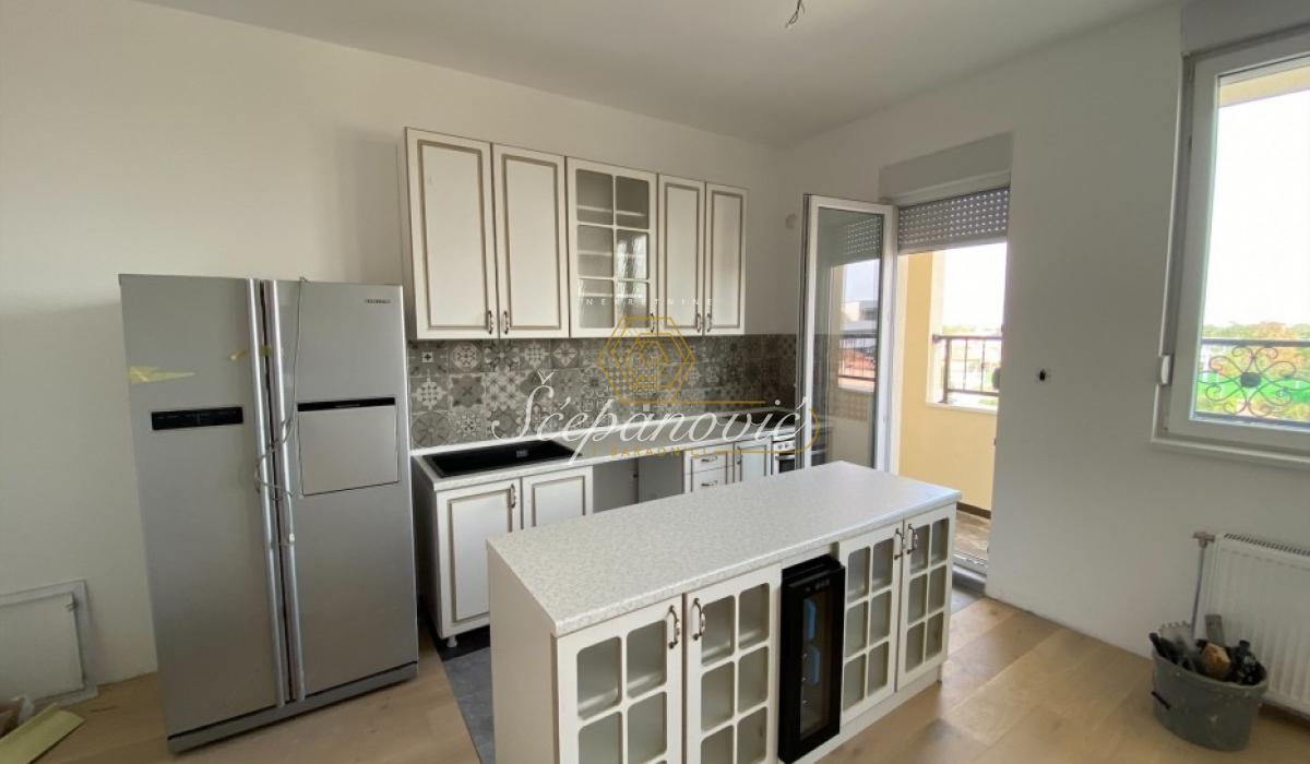 Stan Prodaja Novi Sad  74 m2