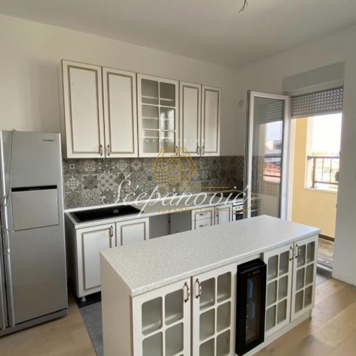 Stan Prodaja Novi Sad  74 m2