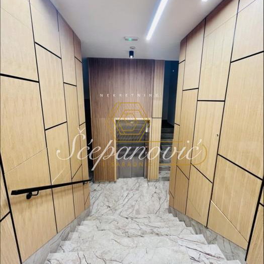 Stan Prodaja Novi Sad  44 m2