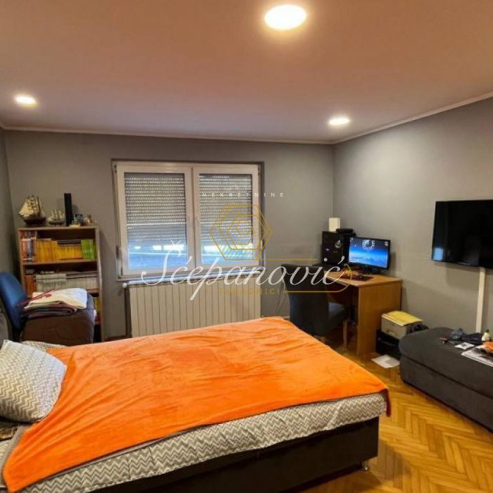 Kuća Prodaja Bačka Topola  152 m2